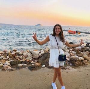 Meet your Posher, Skylar